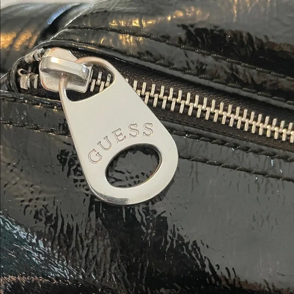 Vintage Guess Black Patent Leather Shoulder Bag - Picture 4 of 9
